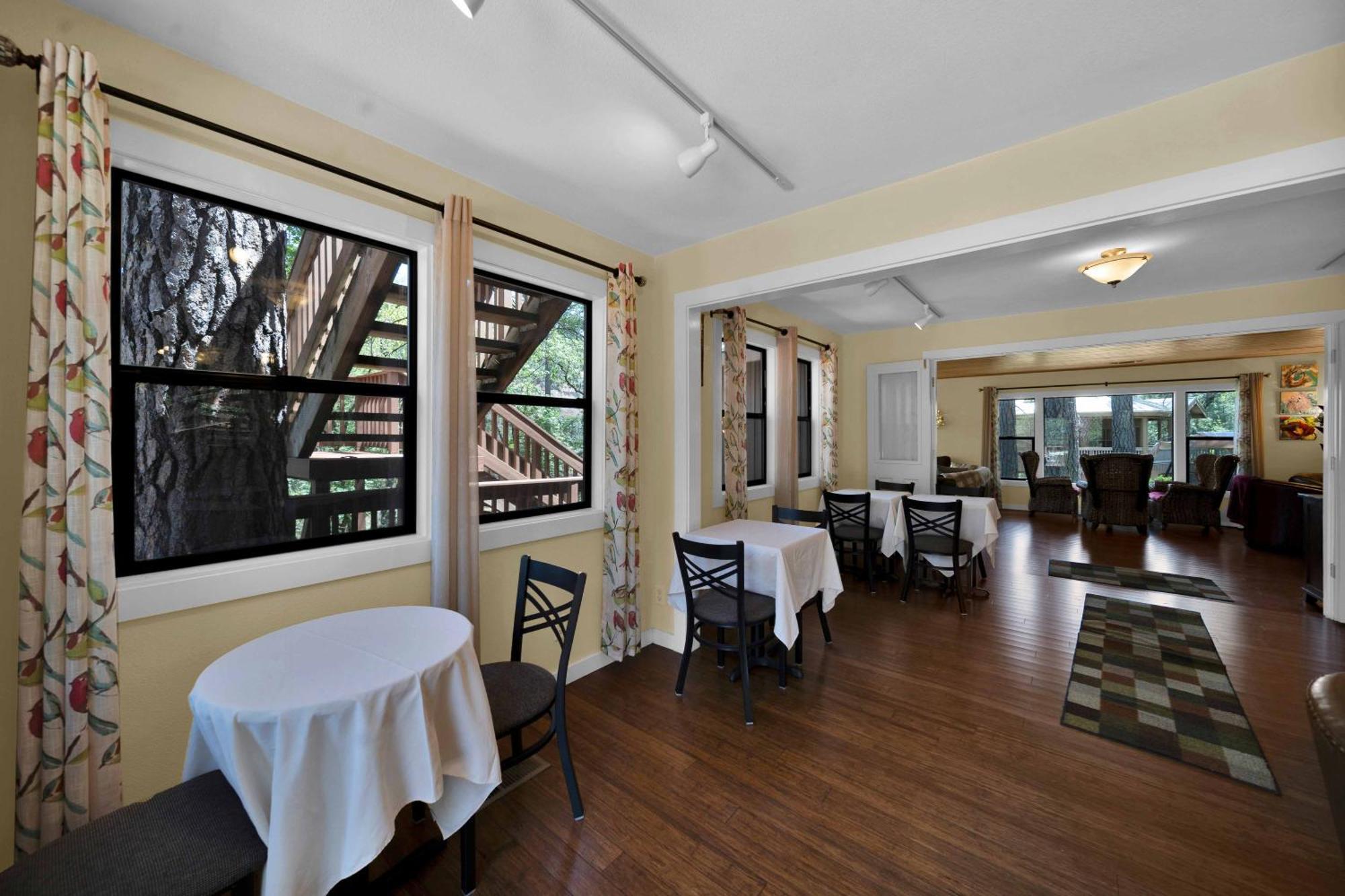 The Inn At Shasta Lake Lakehead ภายนอก รูปภาพ