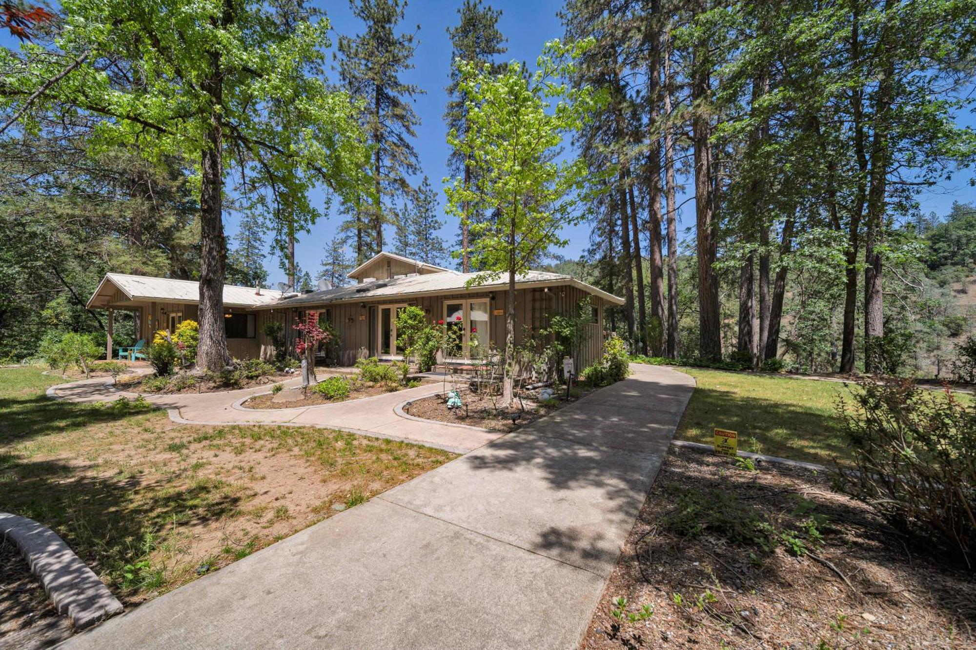 The Inn At Shasta Lake Lakehead ภายนอก รูปภาพ